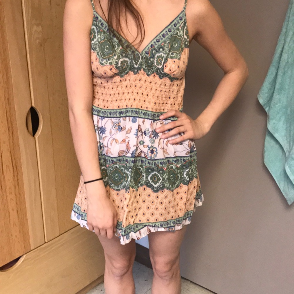 Cute floral sundress! Perfect for summer!